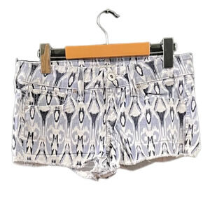 Guess Jean shorts abstract design. Size 26. Amazing condition